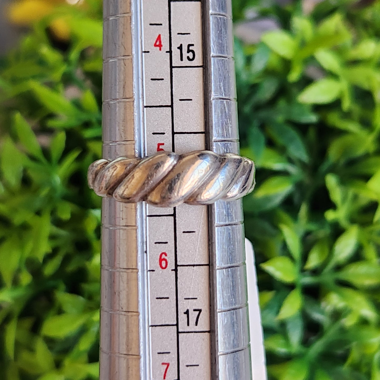 925 Sterling Silver Scalloped Ring