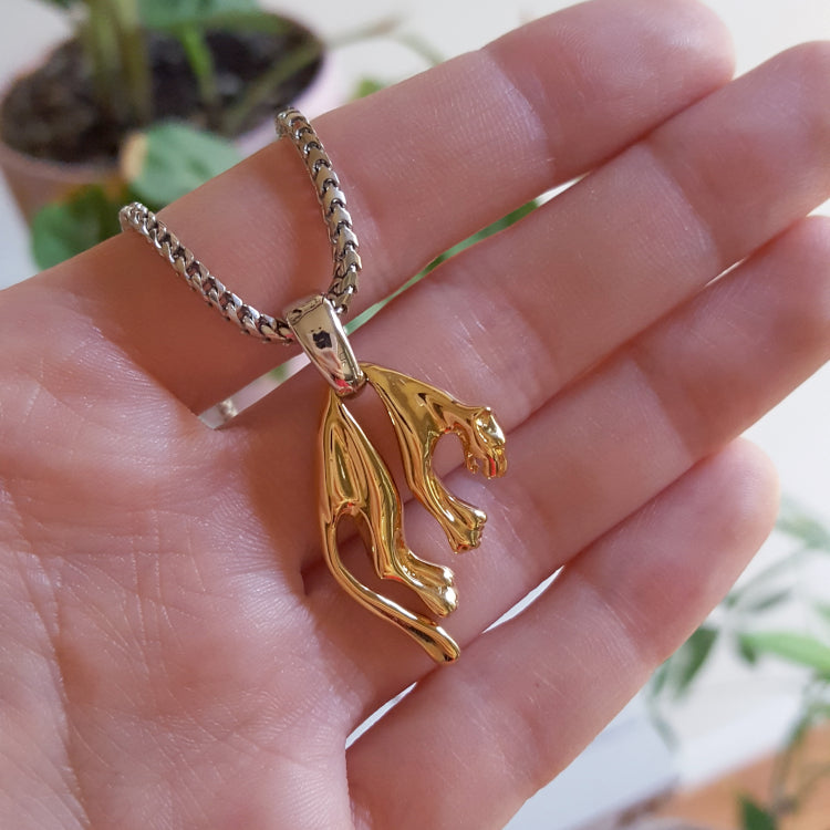 Leopard Pendant - 18k Yellow Gold