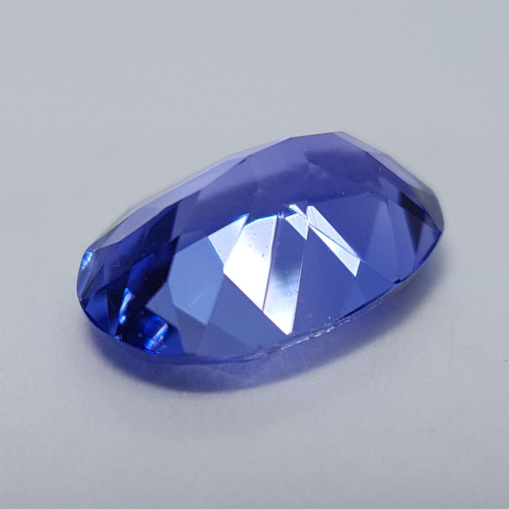 Tanzanite - 0.91ct Oval Gemstone - Spada Diamonds