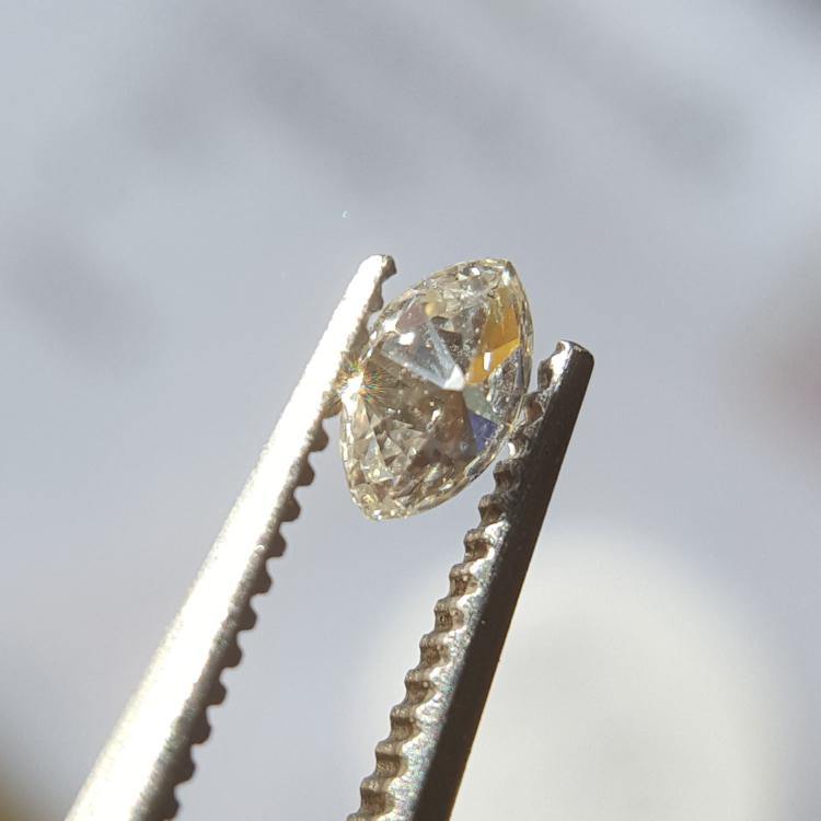 Natural 0.16ct K VS2 Marquise Diamond - Spada Diamonds