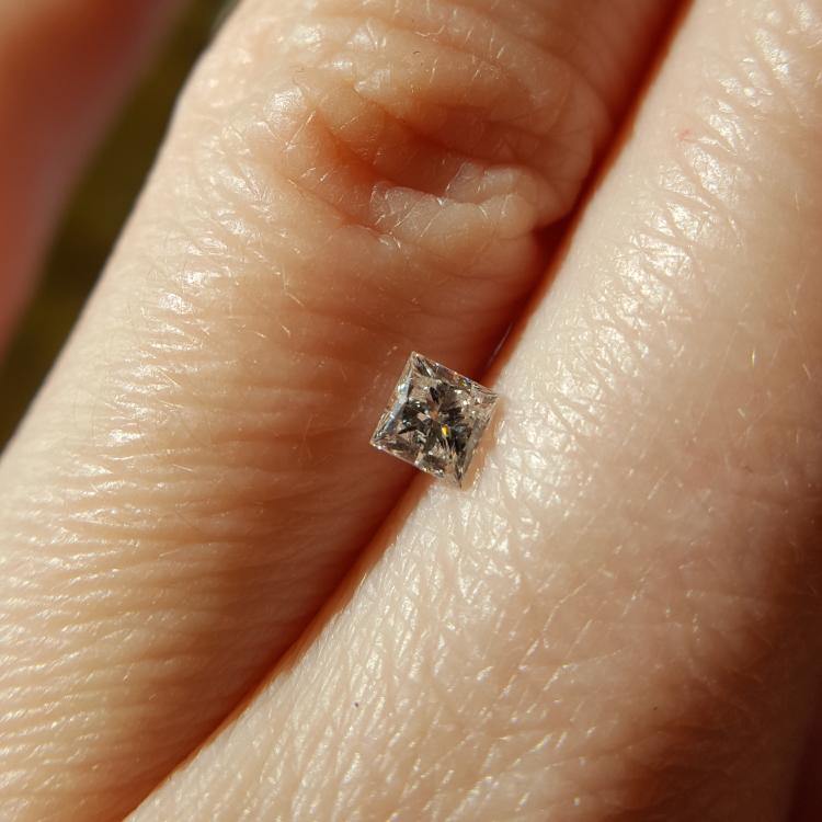 Natural 0.24ct F SI3 Princess Diamond - Spada Diamonds