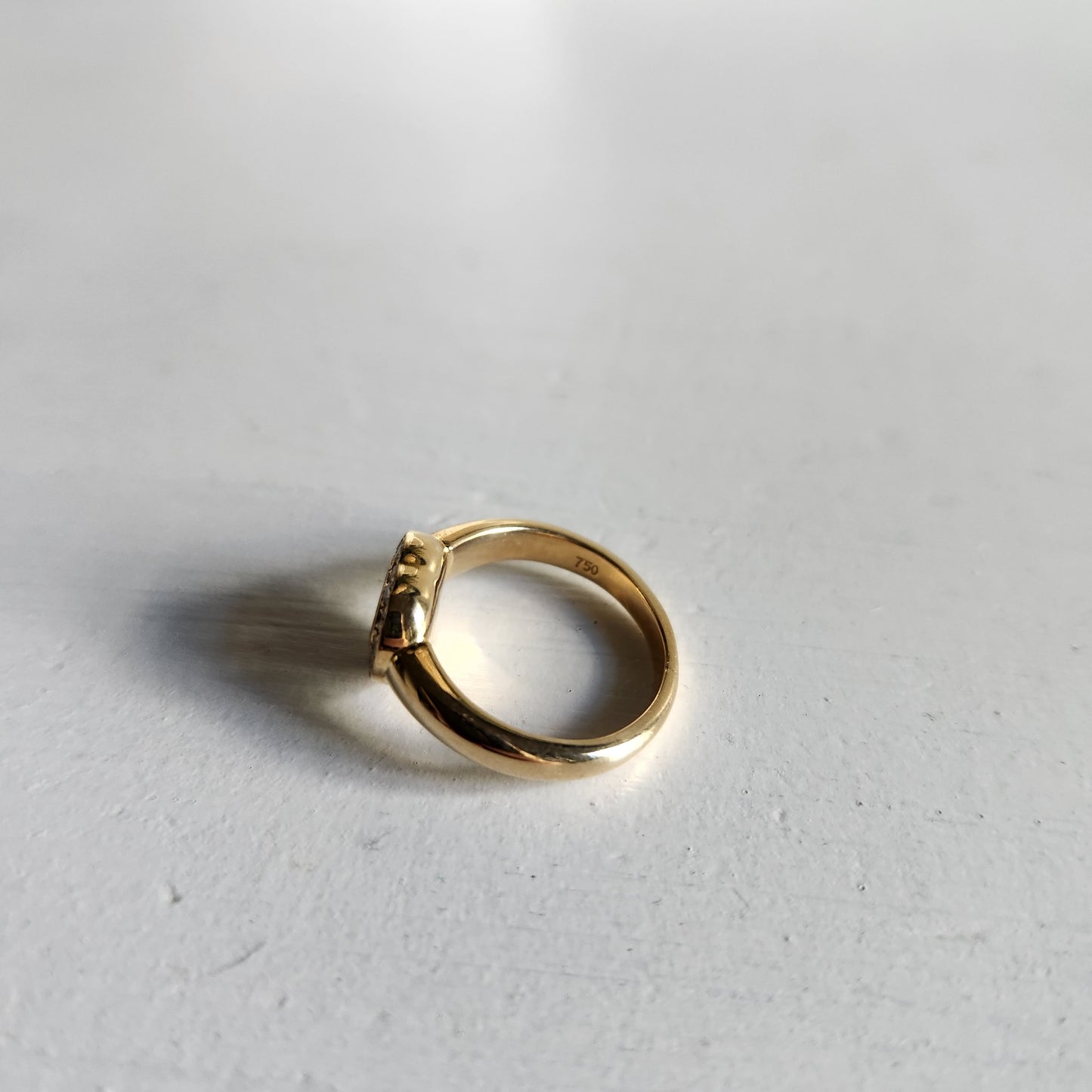 18kt Yellow Gold - Chopard Happy Diamonds Heart Ring