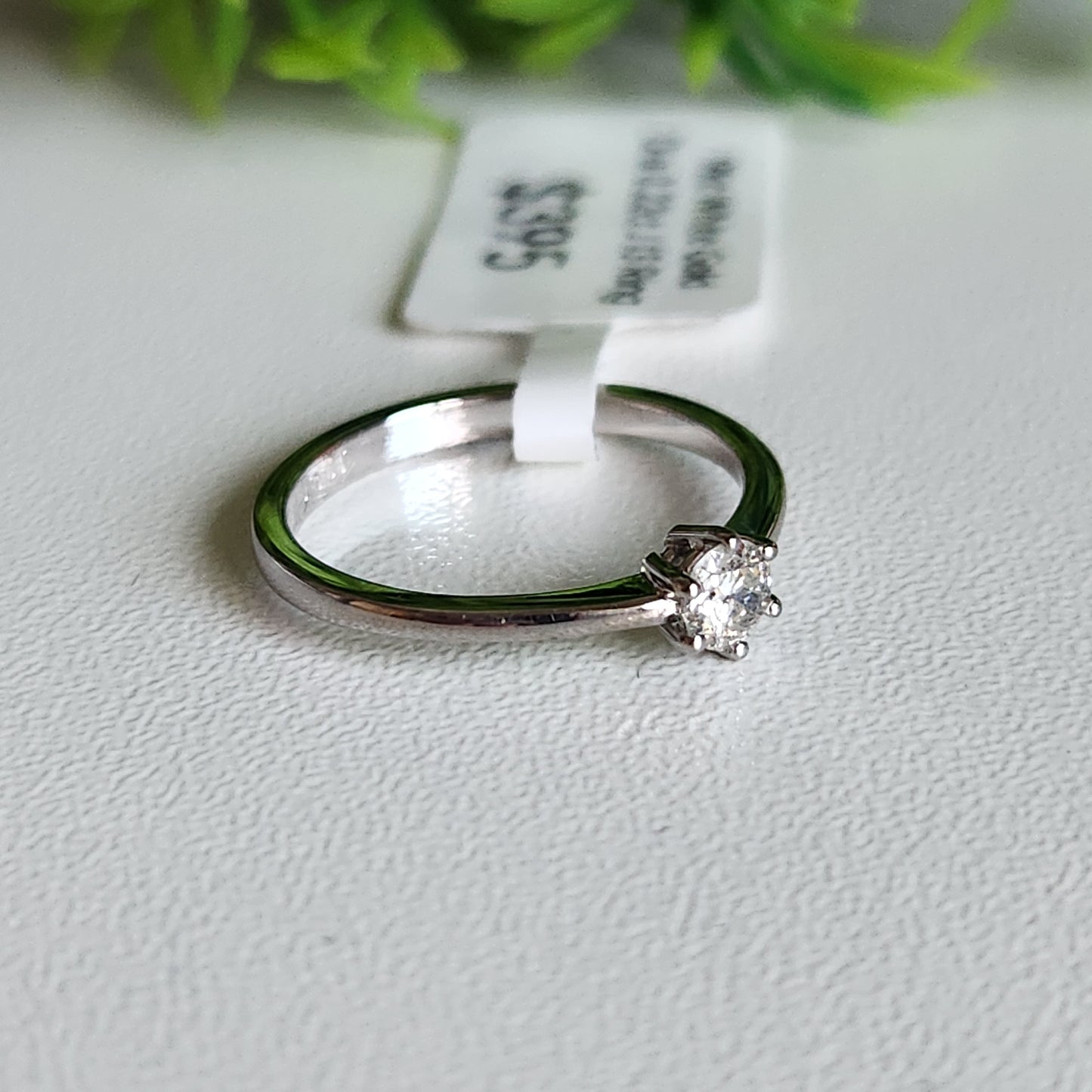 9kt White Gold and Diamond 0.22ct J I3 Ring