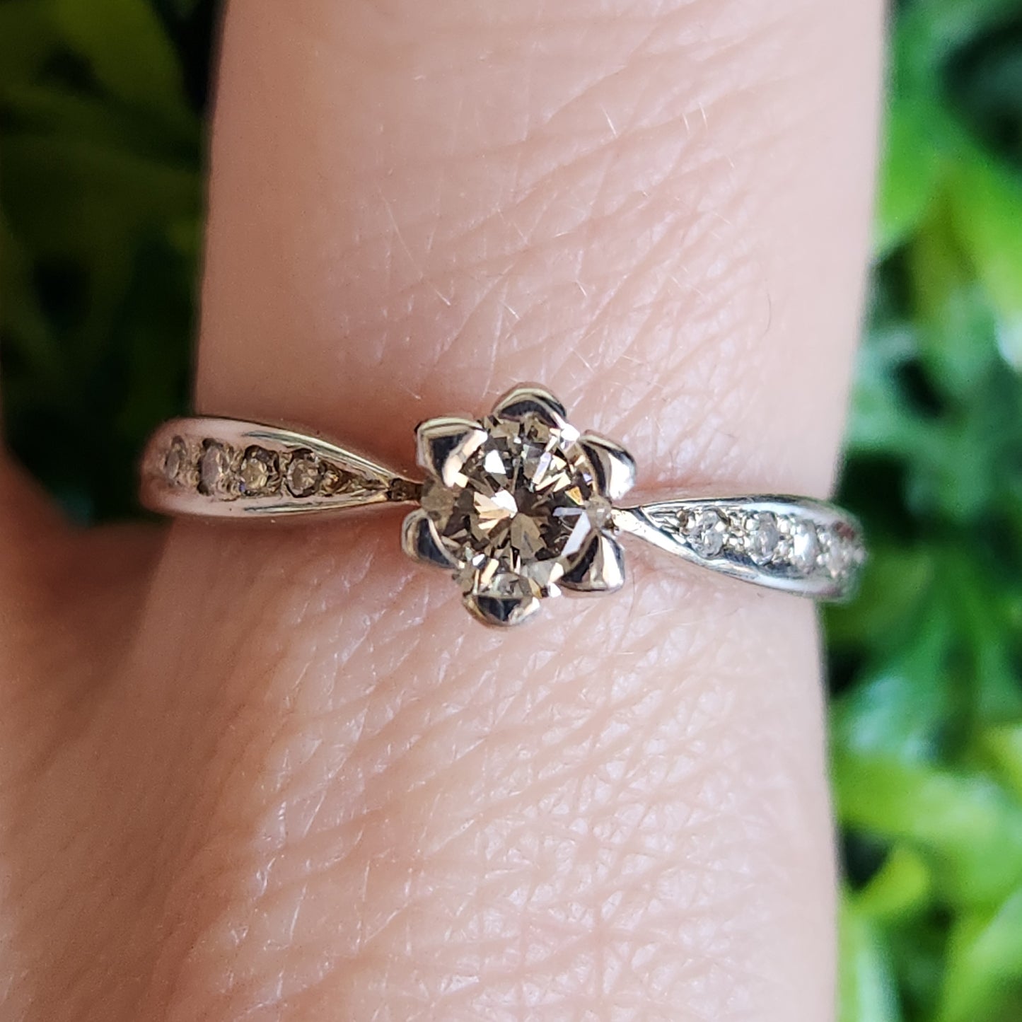 9kt White Gold and Diamond 0.30ct M VS Ring