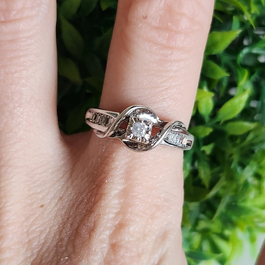 925 Sterling Silver Diamond 0.18ctw Engagement Ring