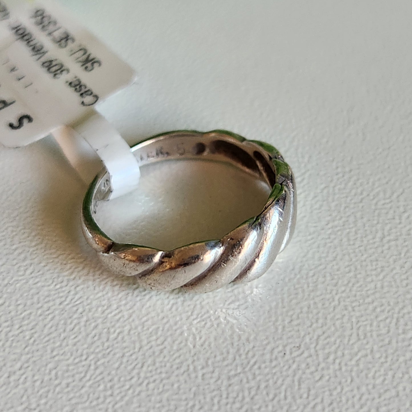 925 Sterling Silver Scalloped Ring