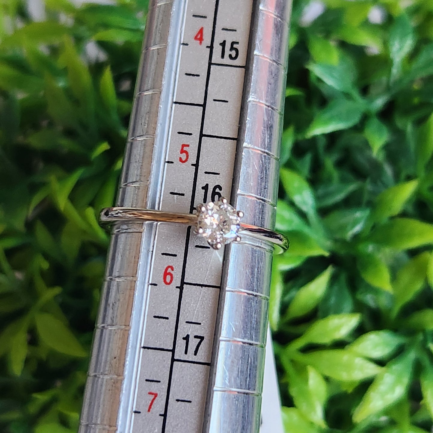 9kt White Gold and Diamond 0.22ct J I3 Ring