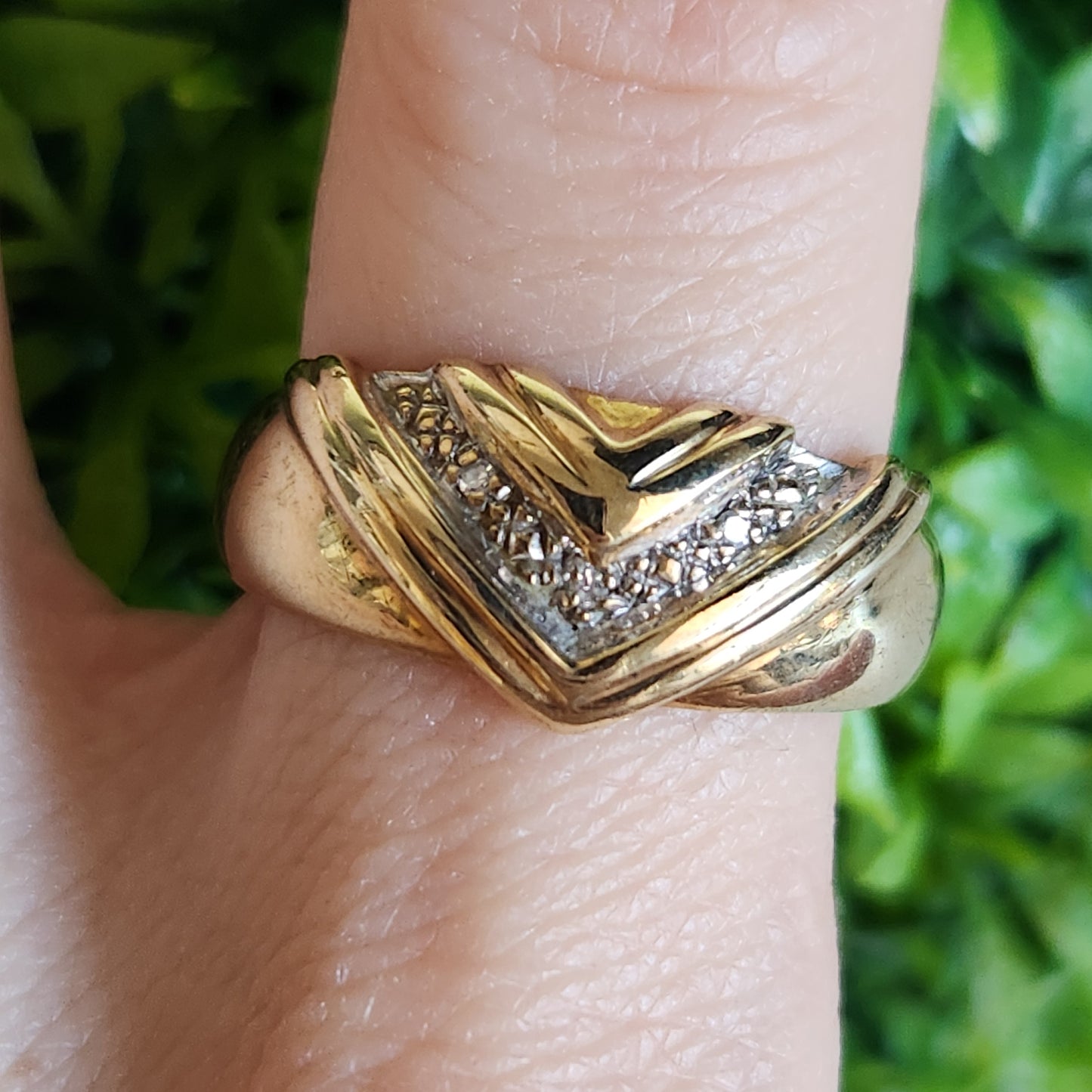 9kt White Gold and Diamond Chevron Ring