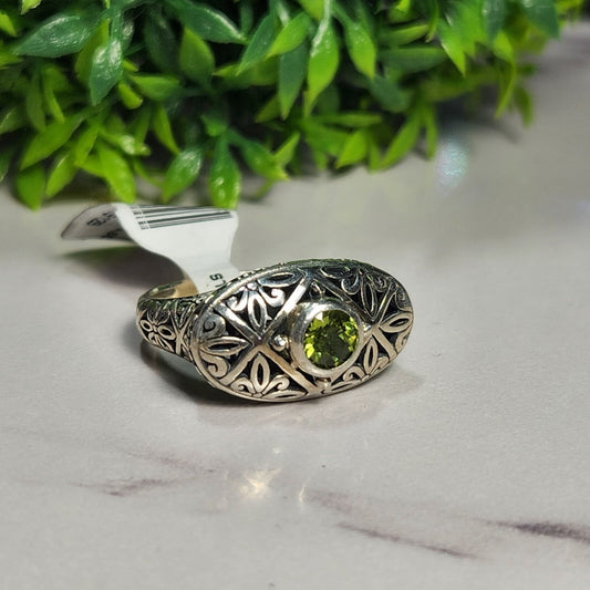 925 Sterling Silver Peridot Pierced Ring