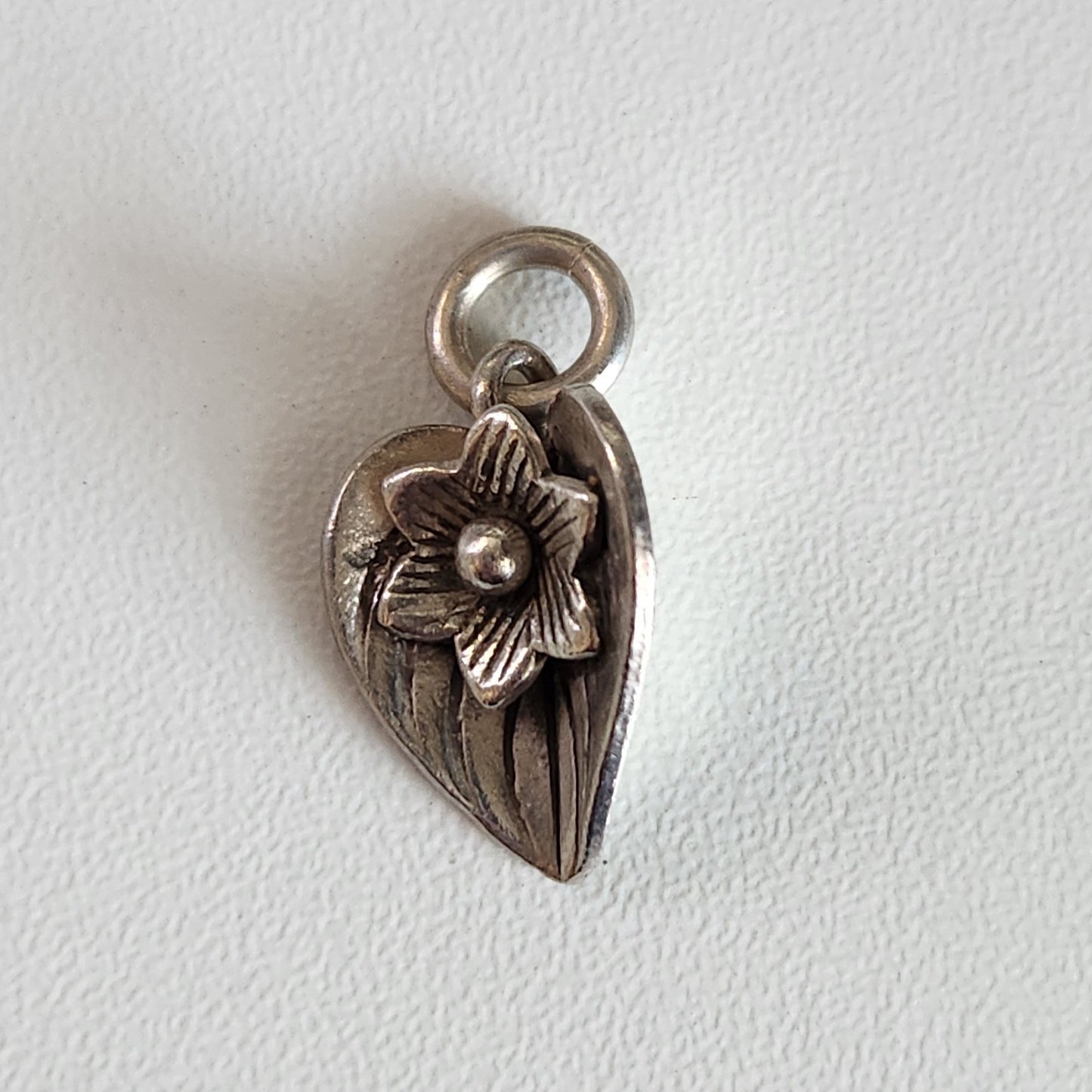 925 Sterling Silver Flower Petal Pendant