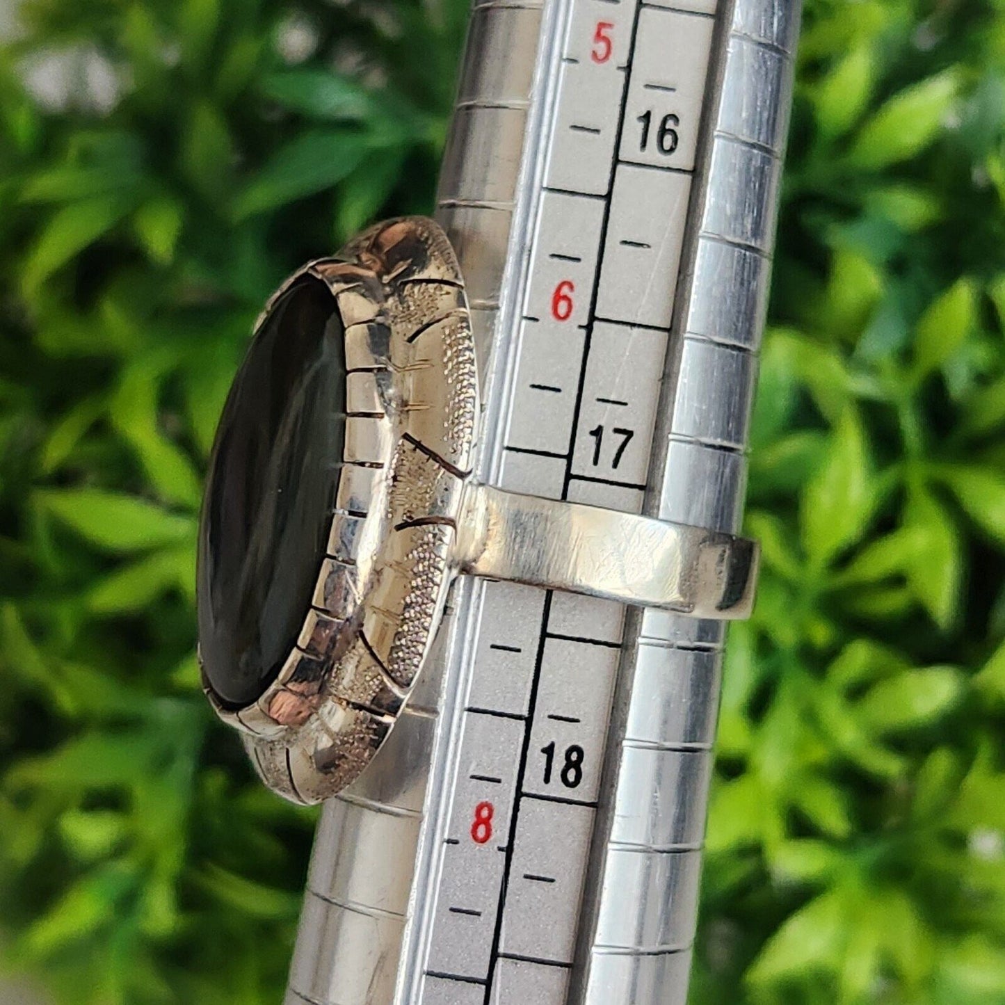 925 Sterling Silver Labradorite Oval Dress Ring