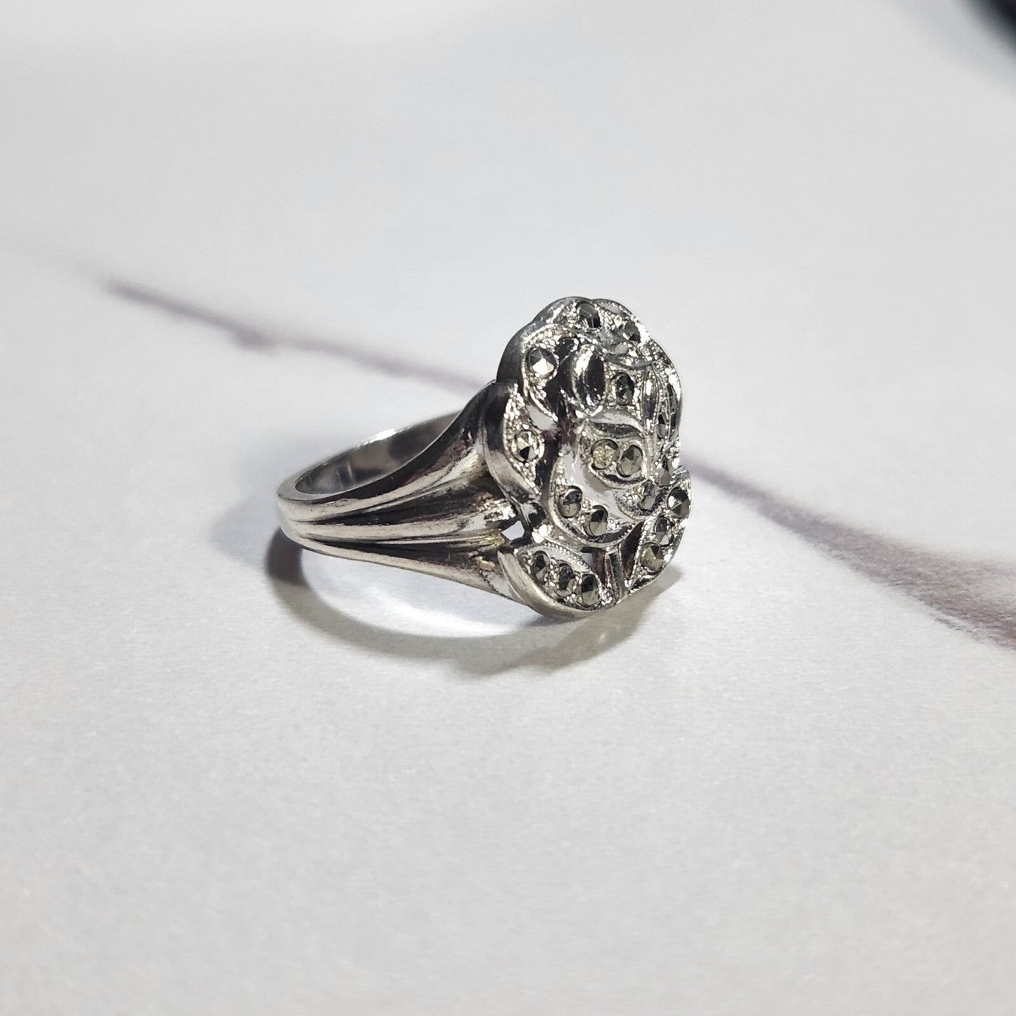 925 Sterling Silver Marcasite Flower Ring