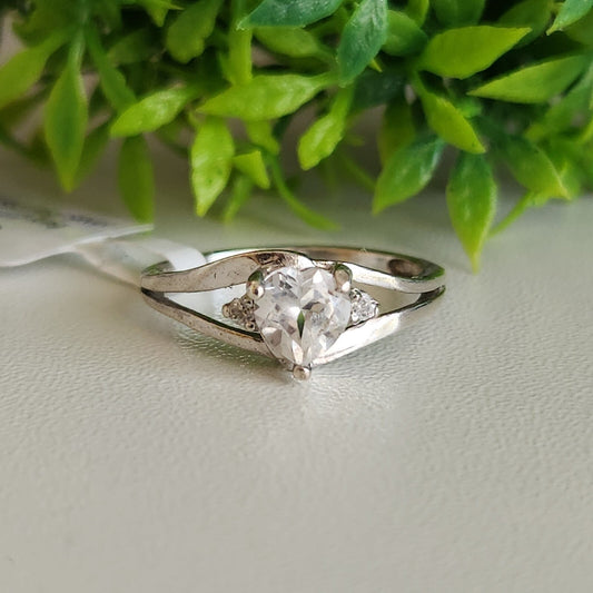 925 Sterling Silver Heart CZ Ring