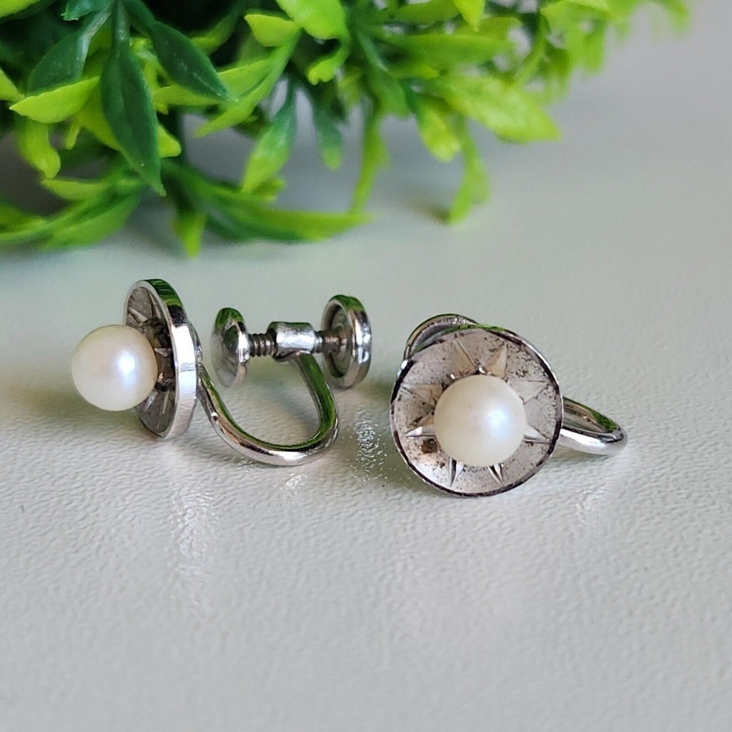 925 Sterling Silver Marvel 1940s Screw Back Pearl Earrings
