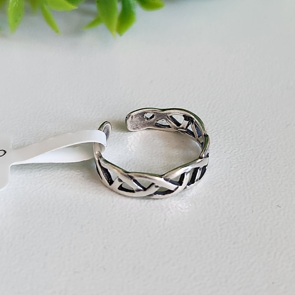 925 Sterling Silver Knotted Toe Ring