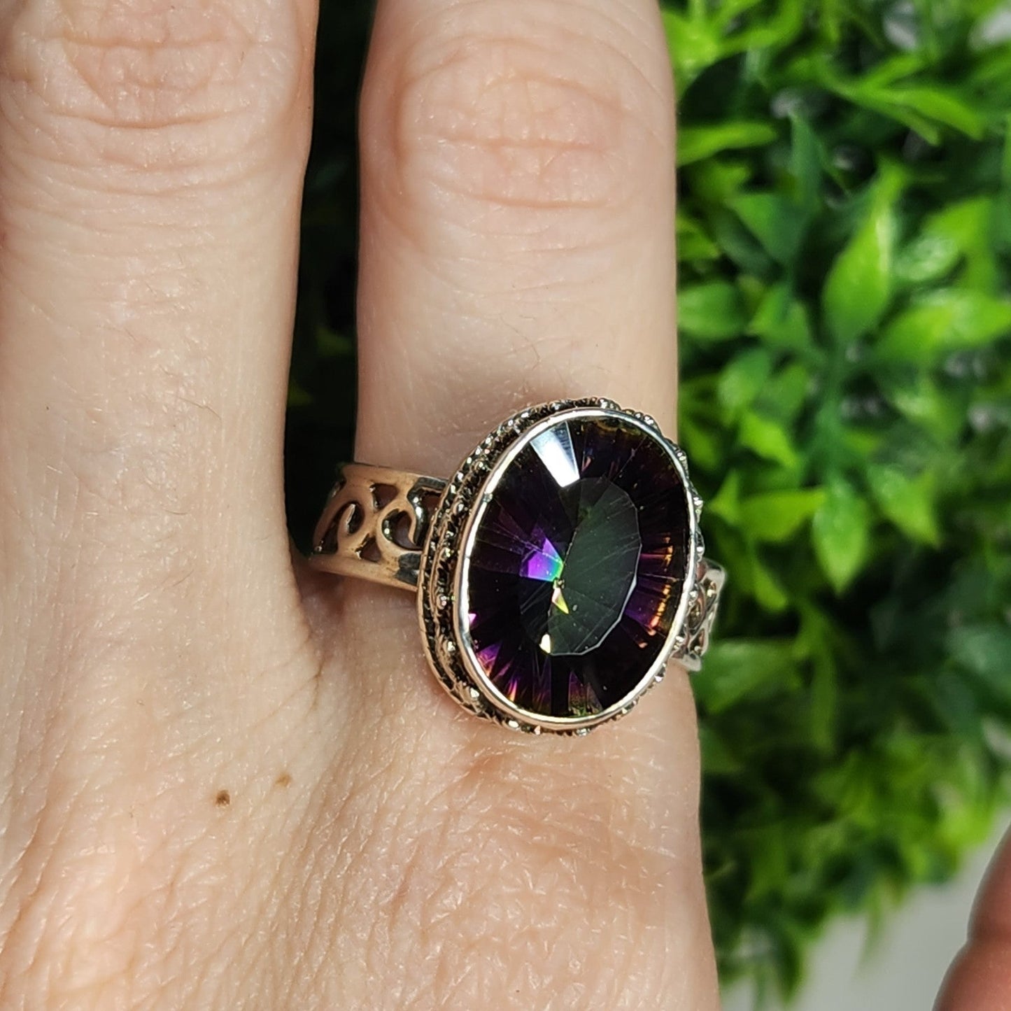925 Sterling Silver Alexandrite Sparkle Stone Ring