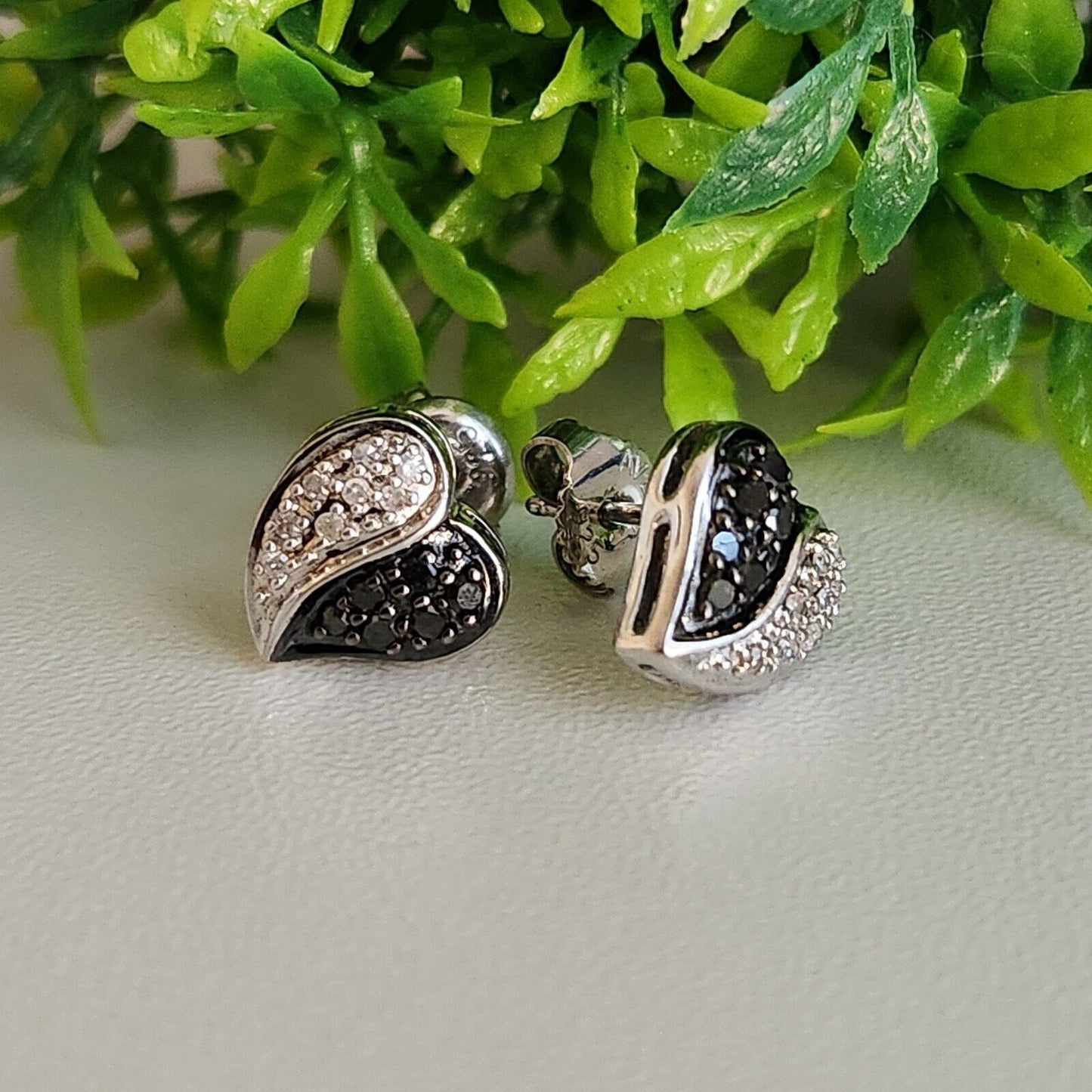 925 Sterling Silver White and Black CZ Cluster Heart Stud Earrings
