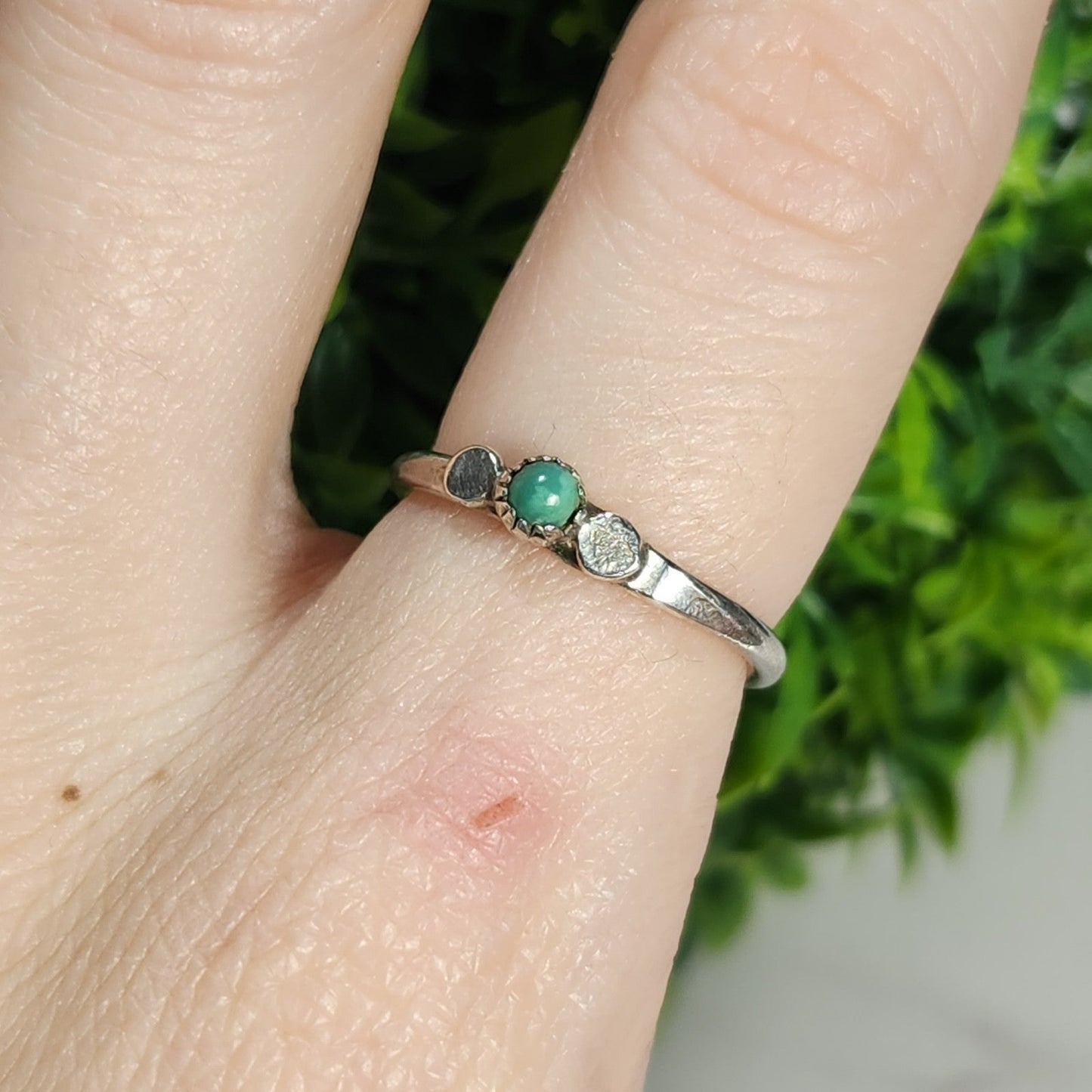 925 Sterling Silver Vintage Turquoise Dainty Ring