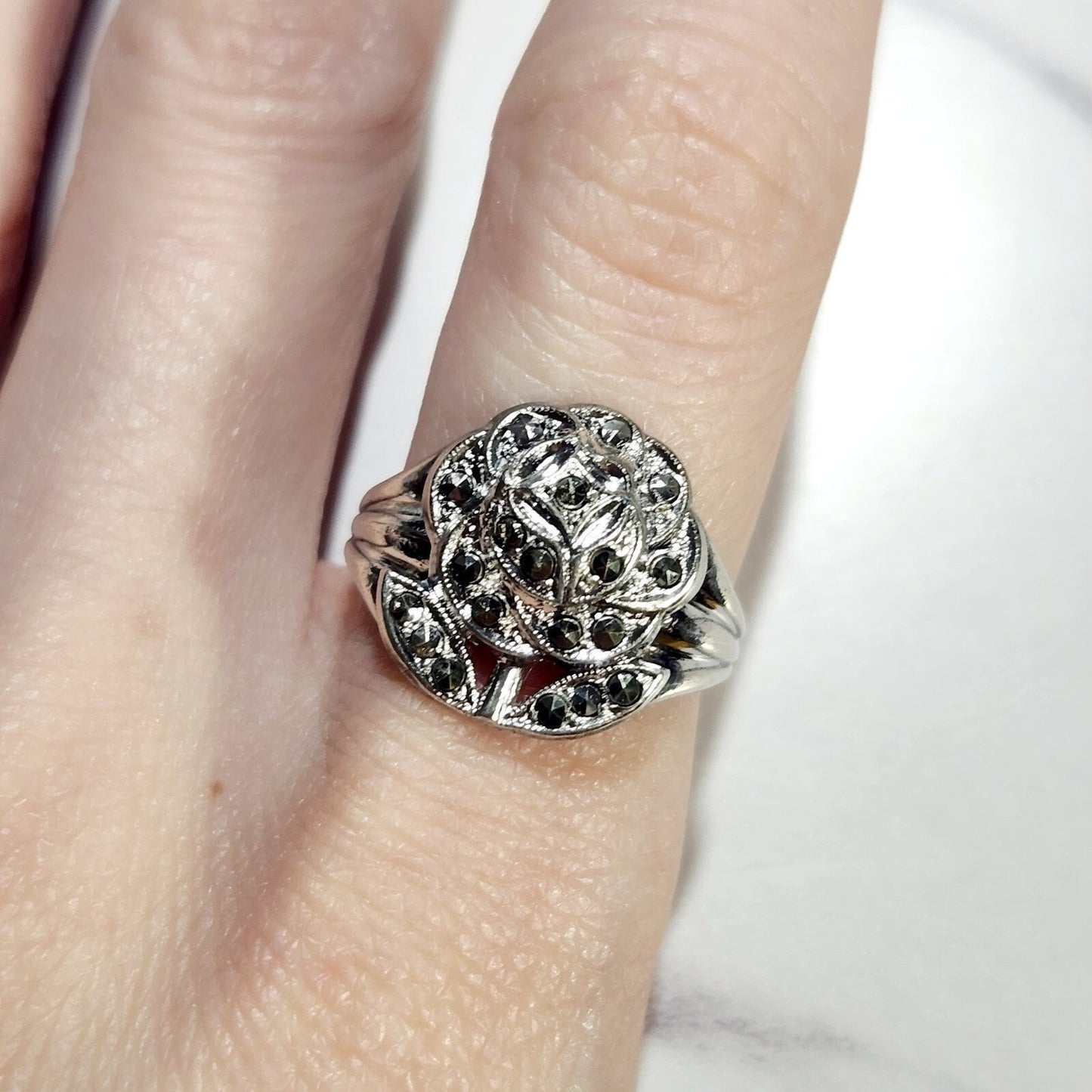 925 Sterling Silver Marcasite Flower Ring