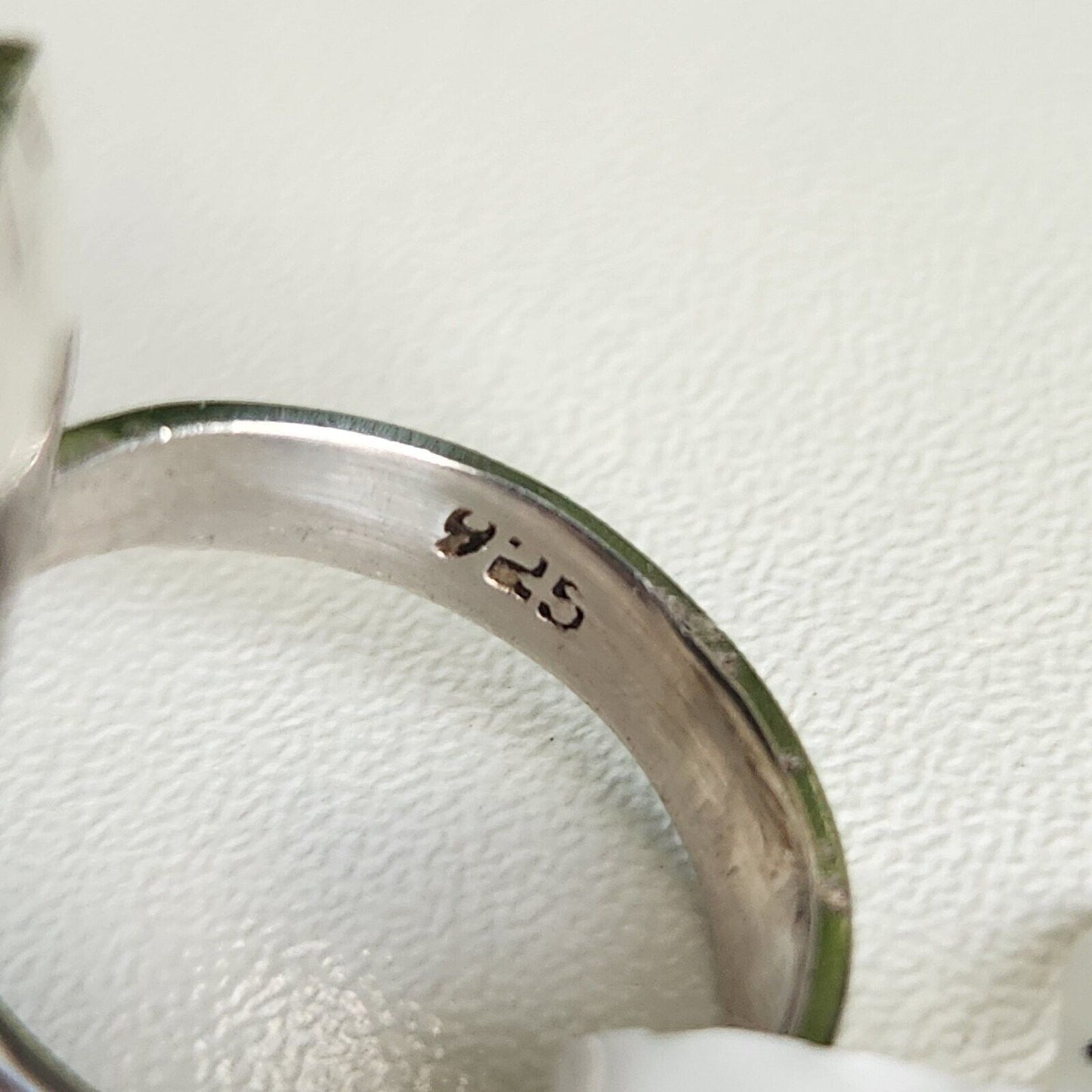 925 Sterling Silver Labradorite Oval Dress Ring