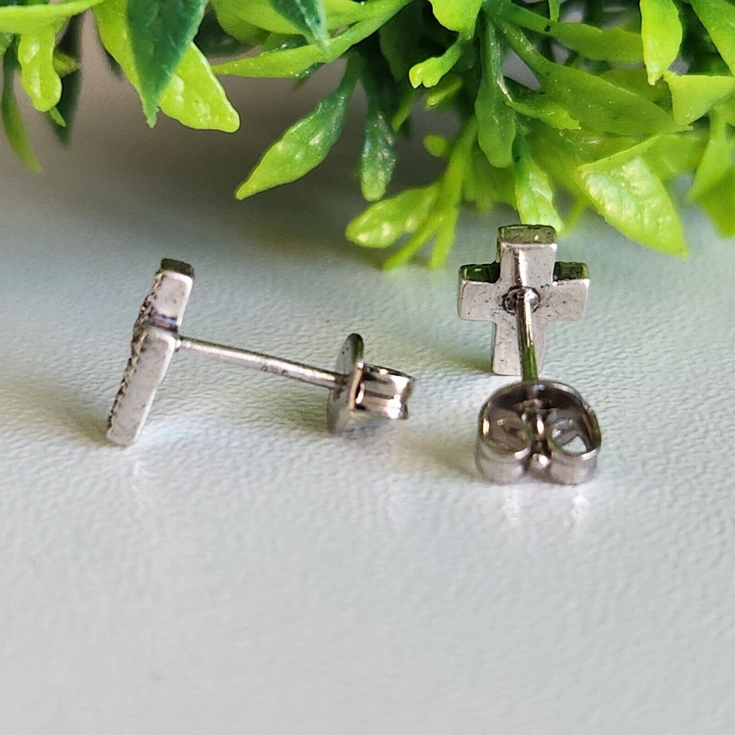 925 Sterling Silver Marcasite Cross Stud Earrings