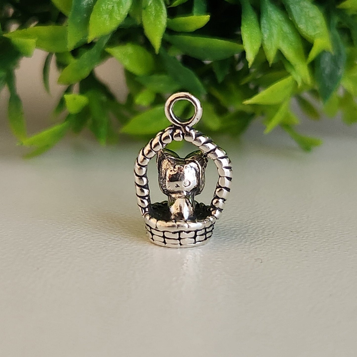 925 Sterling Silver Kitten in a Basket Charm