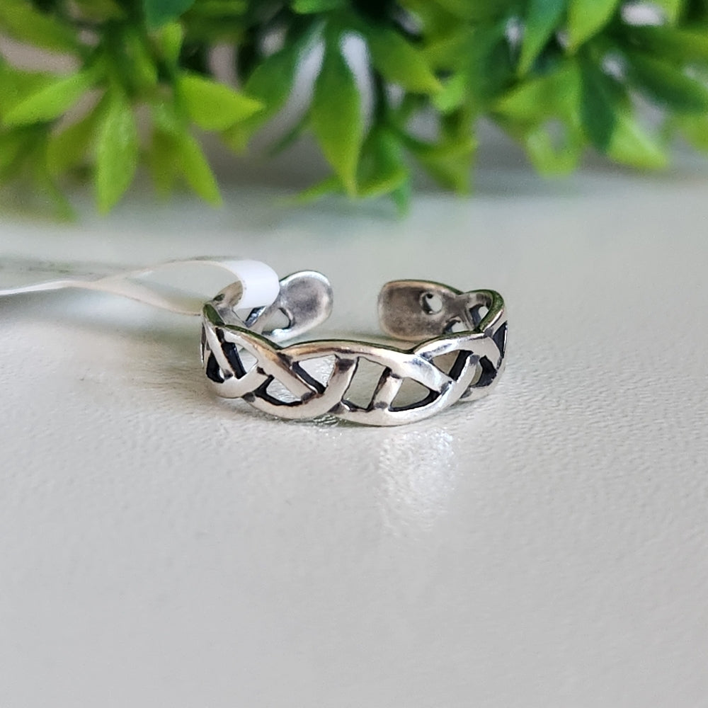 925 Sterling Silver Knotted Toe Ring