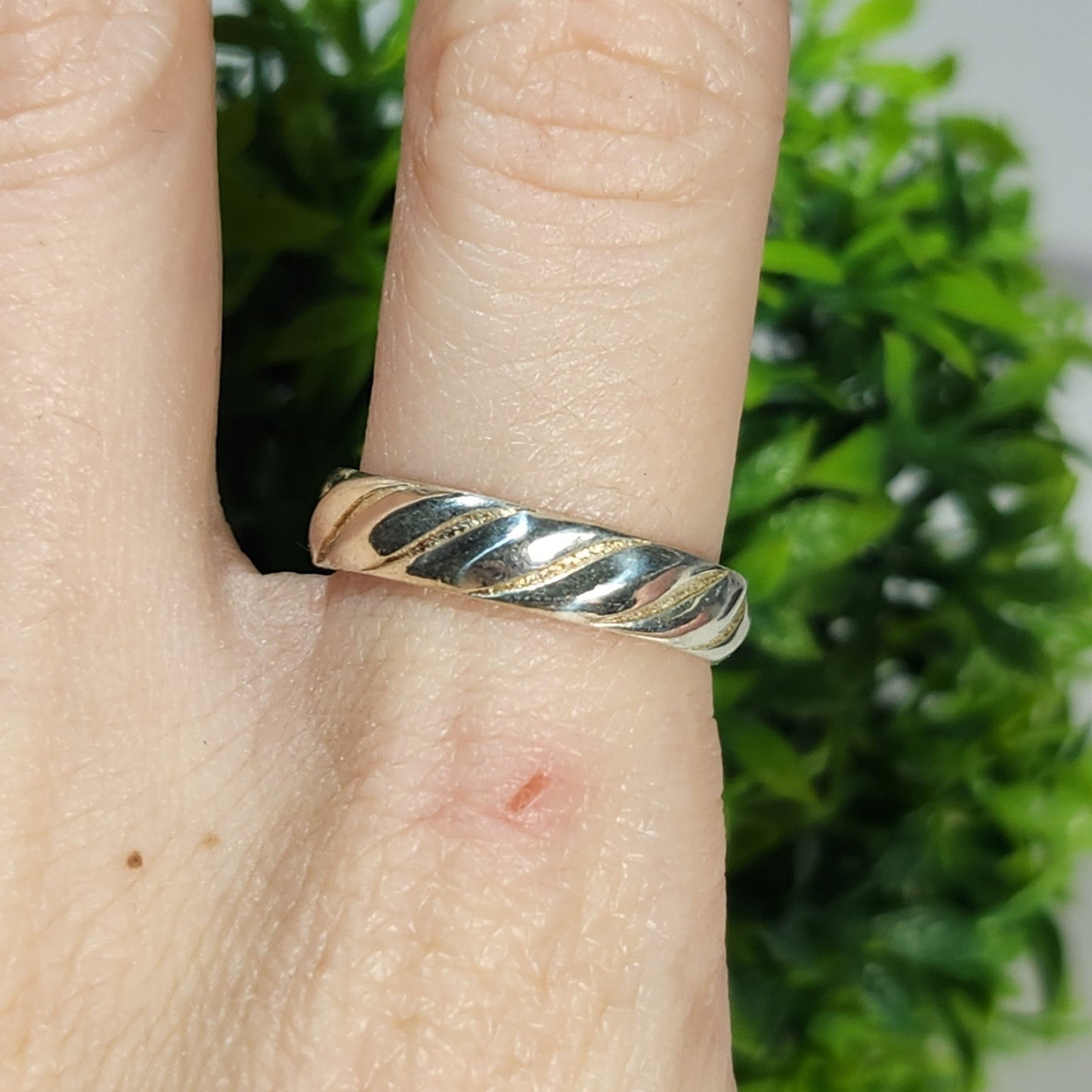925 Sterling Silver Spiral Ring