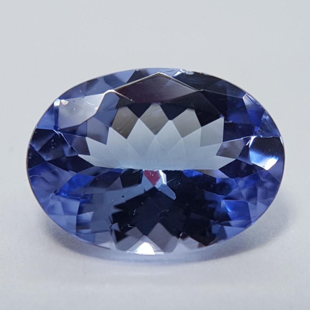 Tanzanite - 0.90ct Oval Gemstone - Spada Diamonds