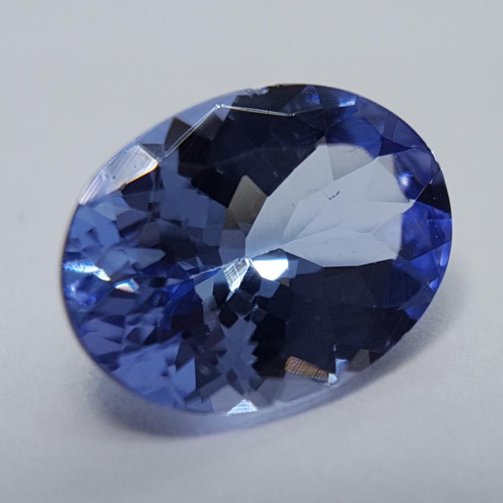 Tanzanite - 0.90ct Oval Gemstone - Spada Diamonds