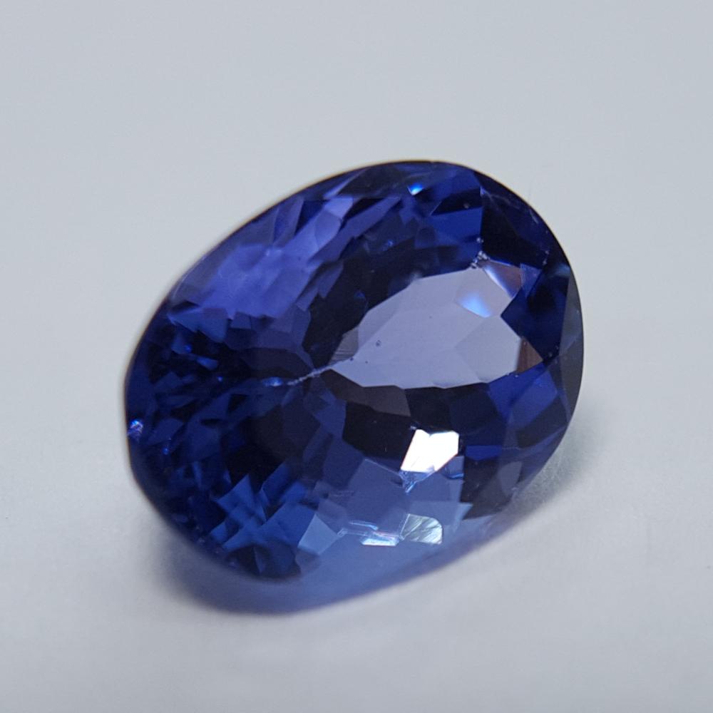 Tanzanite - 1.77ct Oval Gemstone - Spada Diamonds