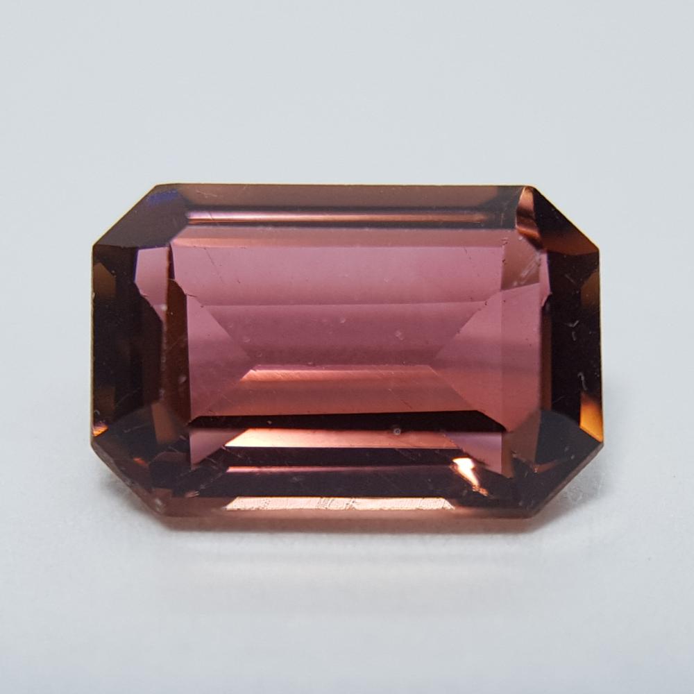 Tourmaline - 1.64ct Emerald Gemstone - Spada Diamonds