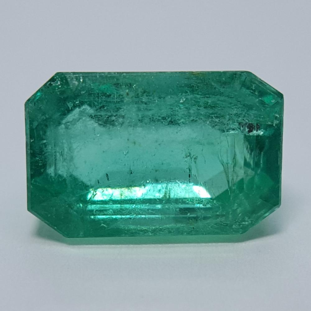 Emerald - 3.27ct Emerald Gemstone - Spada Diamonds