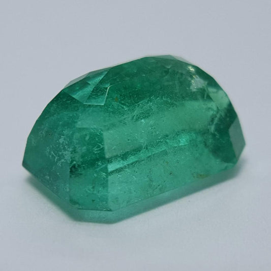 Emerald - 3.27ct Emerald Gemstone - Spada Diamonds