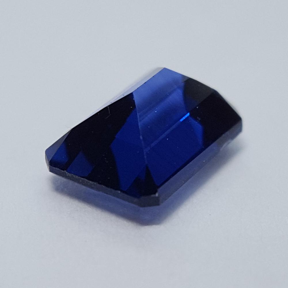 Sapphire - 1.27ct Emerald Gemstone - Spada Diamonds