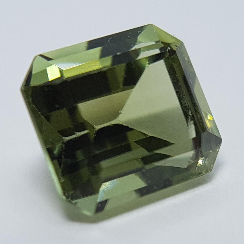 Tourmaline - 2.28ct Emerald Gemstone - Spada Diamonds