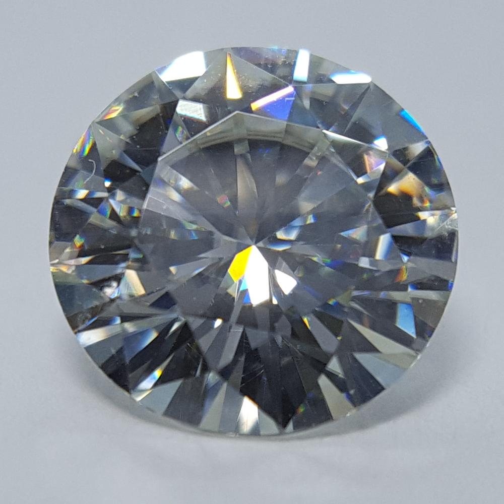 Moissanite - 1.64ct Round Gemstone