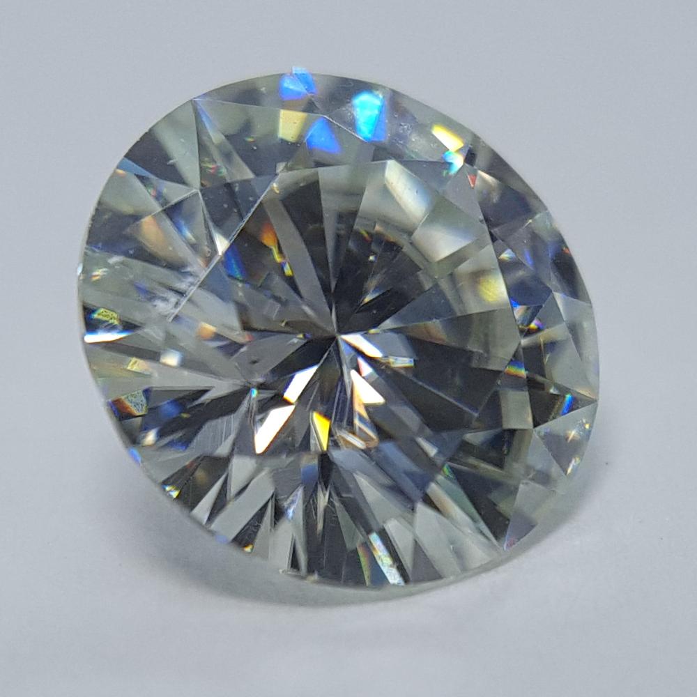 Moissanite - 1.64ct Round Gemstone - Spada Diamonds