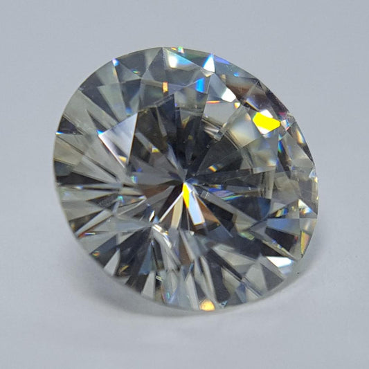 Moissanite - 1.61ct Round Gemstone - Spada Diamonds
