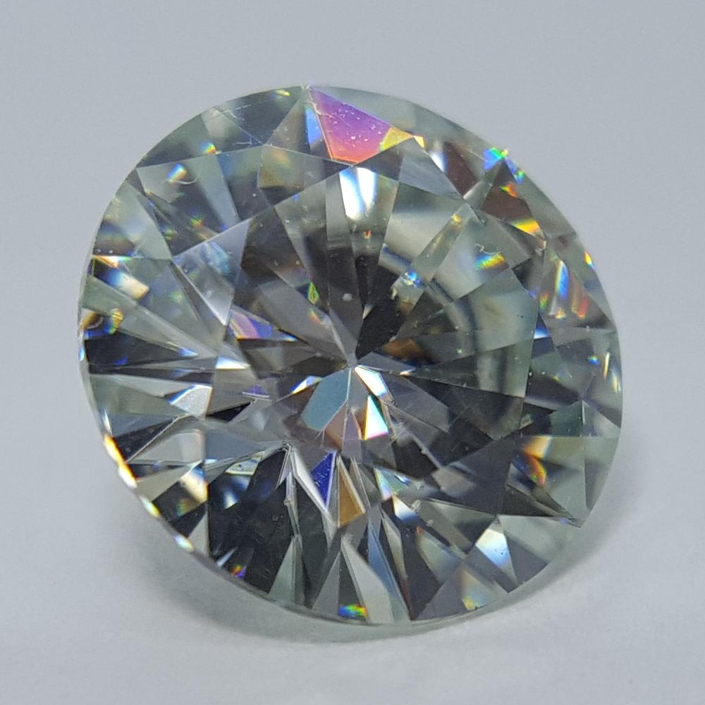 Moissanite - 1.64ct Round Gemstone - Spada Diamonds