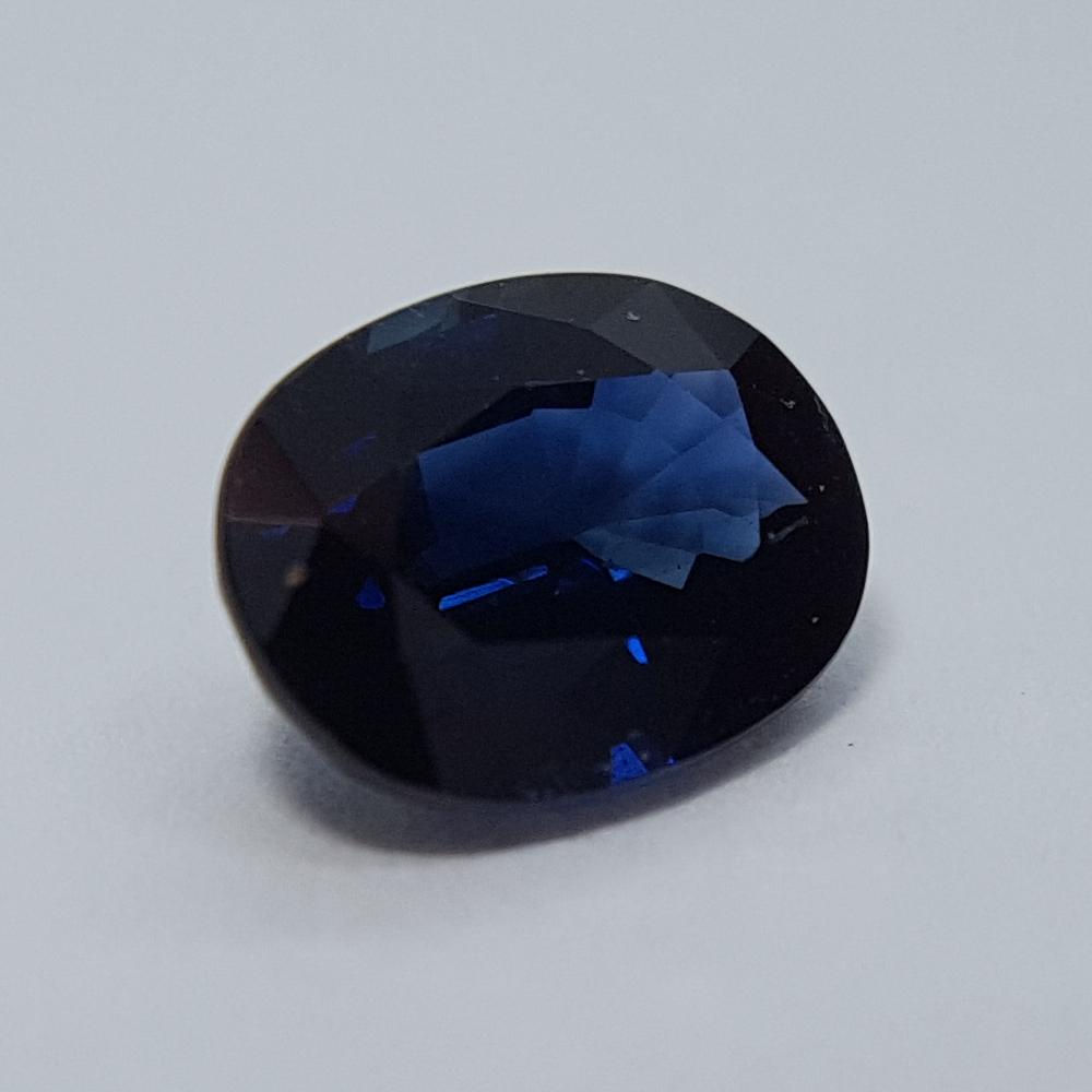 Sapphire - 1.06ct Oval Gemstone - Spada Diamonds