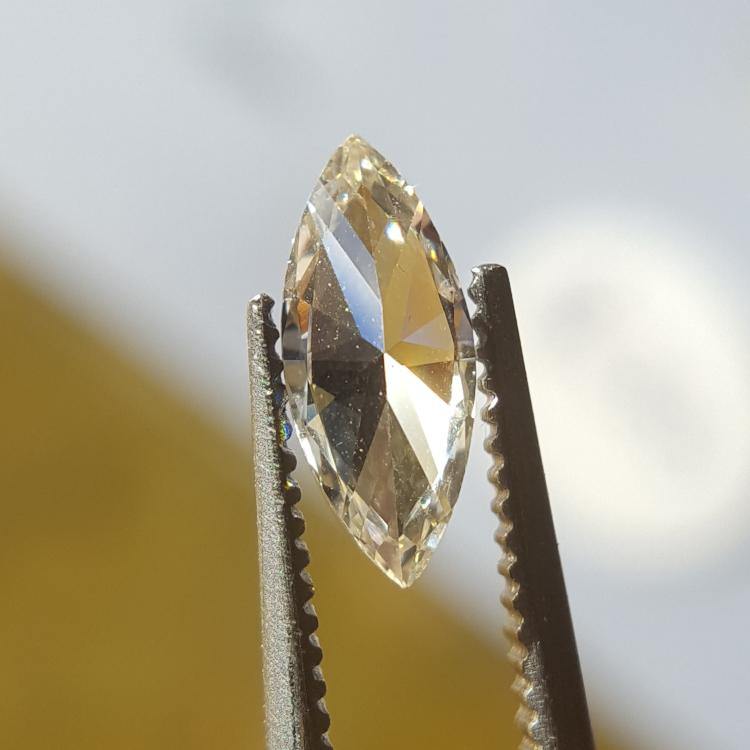 Natural 0.40ct M VS2 Marquise Diamond - Spada Diamonds