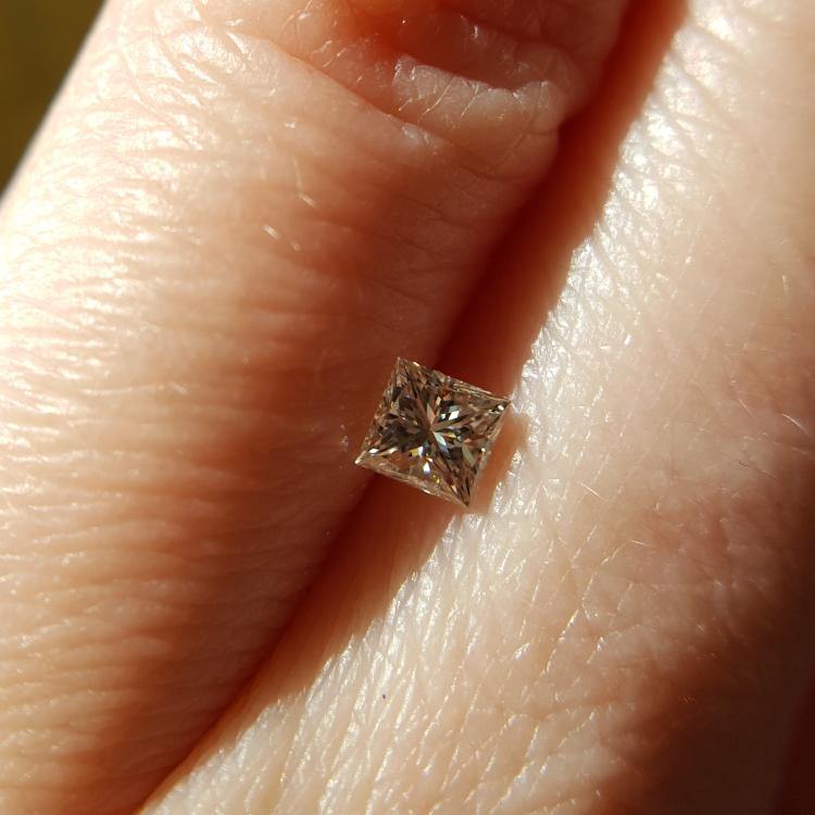 Natural 0.24ct K VVS2 Princess Diamond - Spada Diamonds