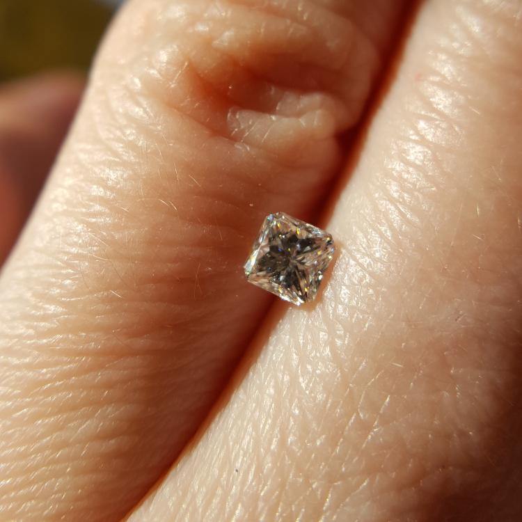 Natural 0.32ct D VS2 Modified Princess Diamond - Spada Diamonds