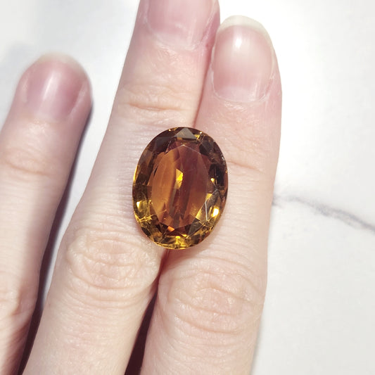 Citrine - 12.70ct Oval Gemstone